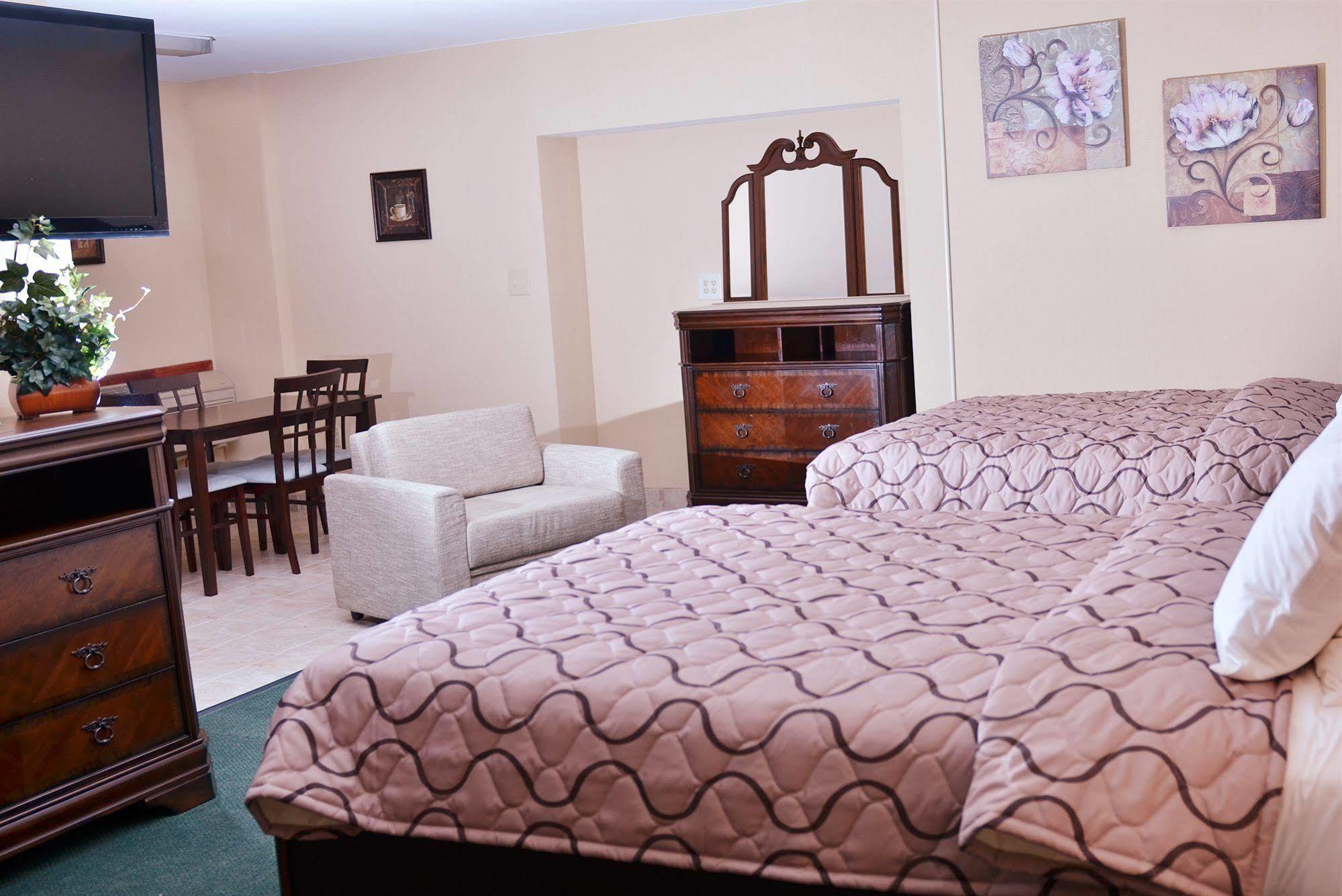 Pacer Inn & Suites Motel Delaware Eksteriør bilde